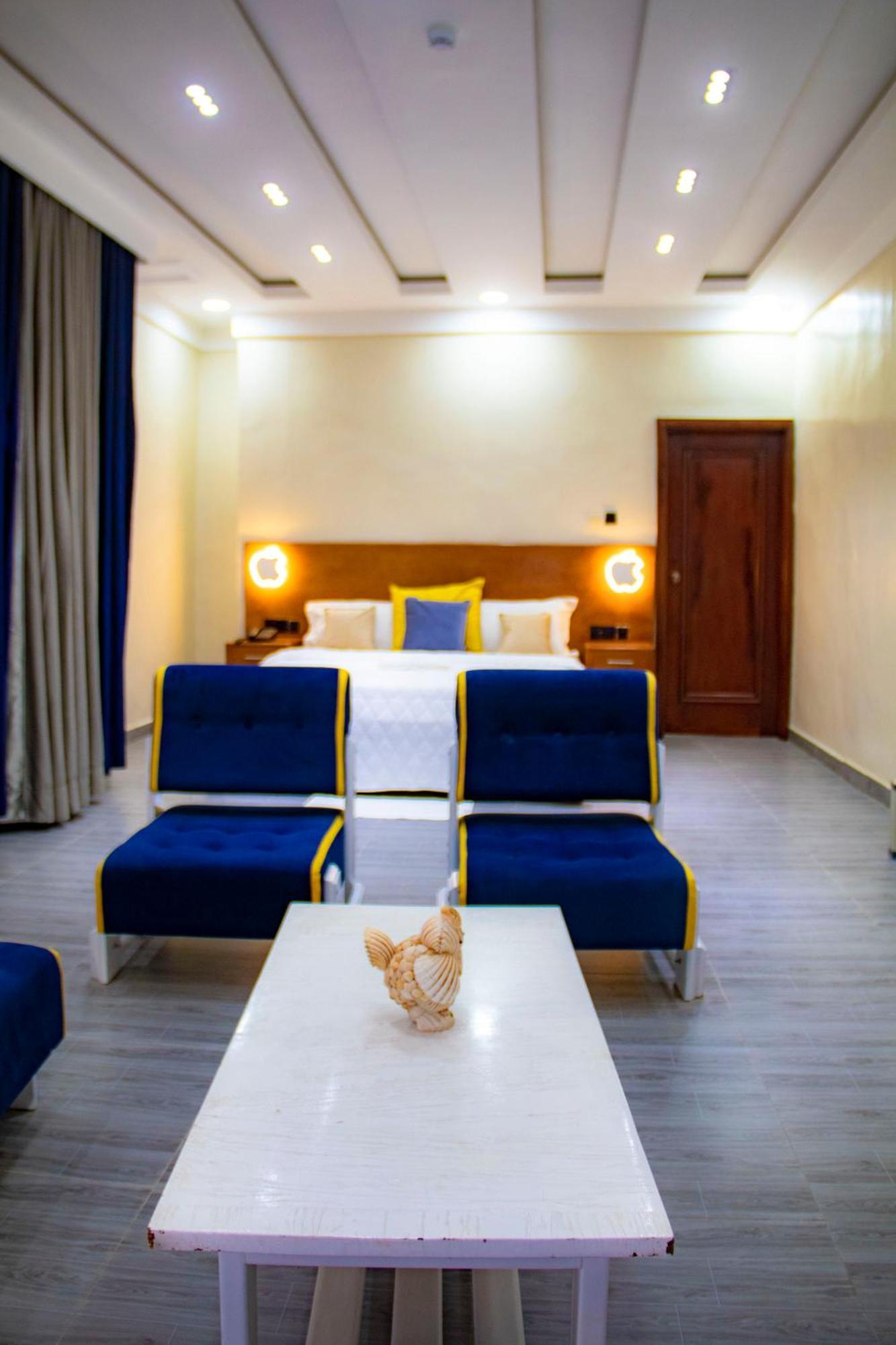 קוטונו Hotel L'Apero מראה חיצוני תמונה