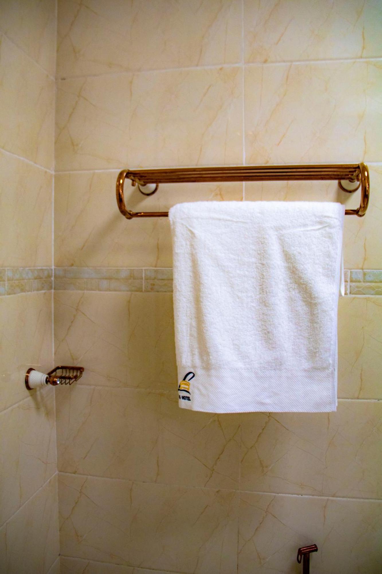 קוטונו Hotel L'Apero מראה חיצוני תמונה